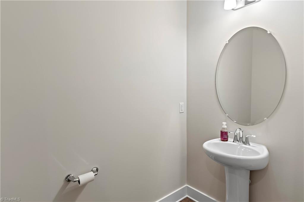 1735 Westfall Street, Kernersville, North Carolina image 35