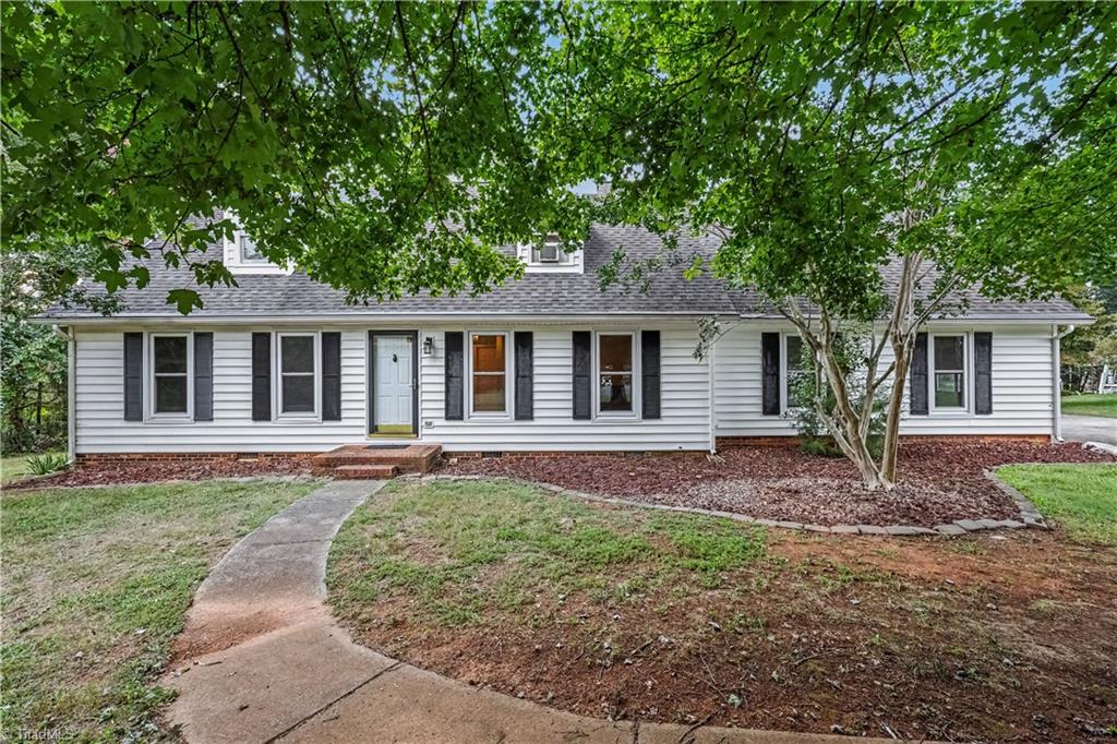 Photo of 260 Overlook Drive, Advance, NC 27006 (MLS # 1237315)