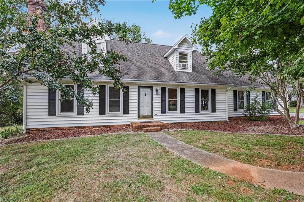 Photo of 260 Overlook Drive, Advance, NC 27006 (MLS # 1237315)