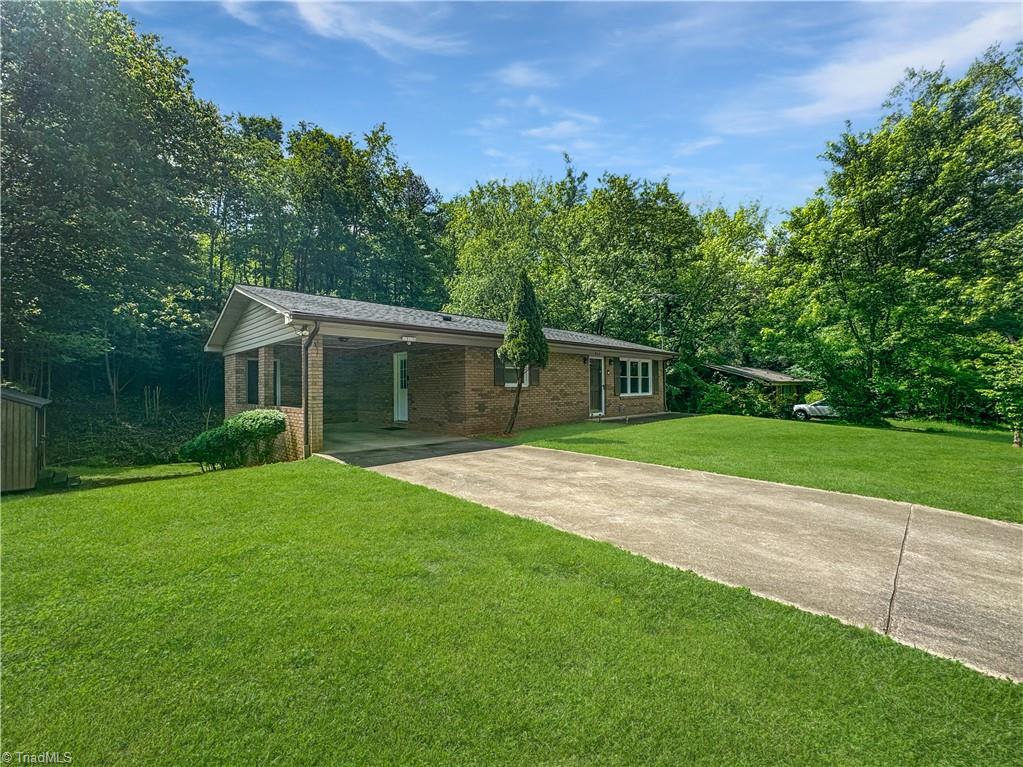 964 Mountain View Road, North Wilkesboro, North Carolina image 3