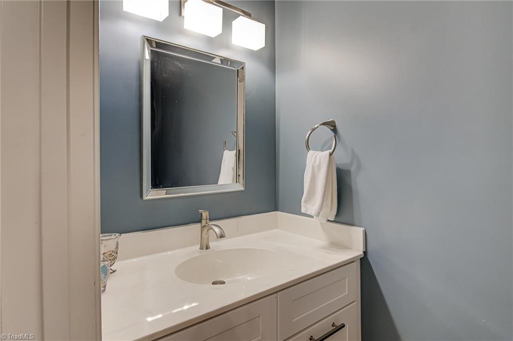 Lewisville, North Carolina 27023, United States, 4 Bedrooms Bedrooms, ,4 BathroomsBathrooms,Residential,Pending,187075