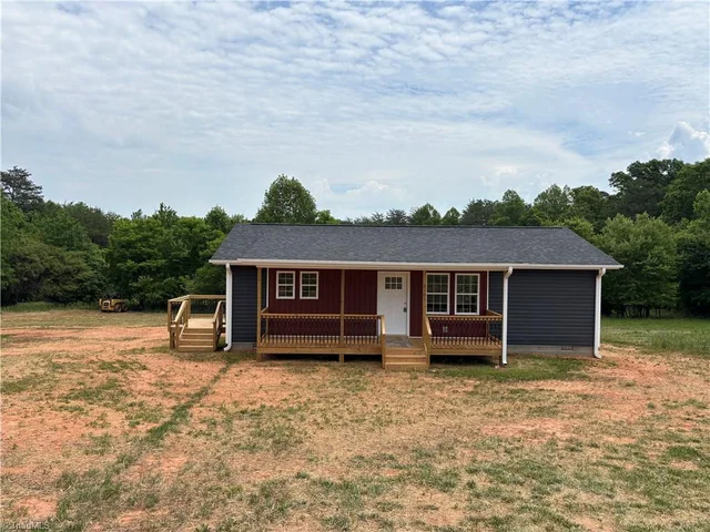 2101 Cook School Road, photo 2 of 10