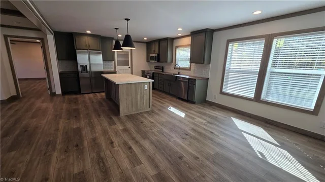 2520 Elvira Trail, photo 4 of 46