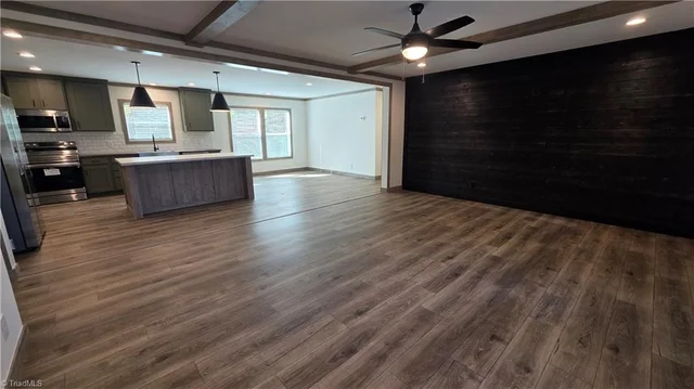 2520 Elvira Trail, photo 2 of 46