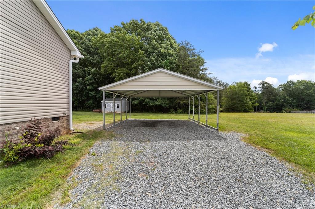 255 Dovefield Drive, Summerfield, North Carolina image 28