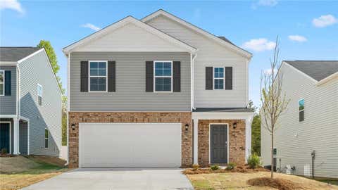 Homes For Sale - 6693 Capstone Court<br/> Forsyth County, Rural Hall, NC 27045