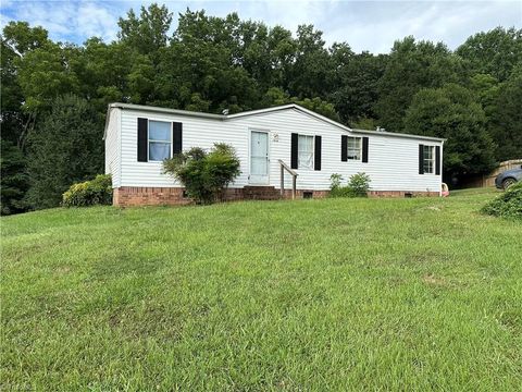 A home in Mount Airy