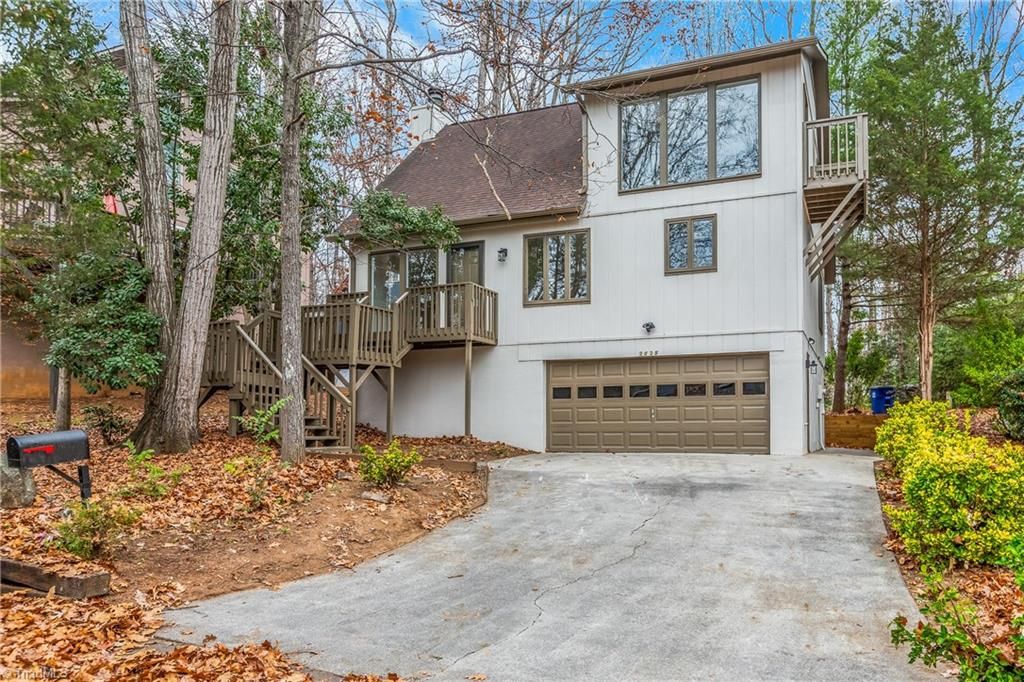 Photo of 2625 Merry Oaks Trail, Winston-Salem, NC 27103 (MLS # 1203169)