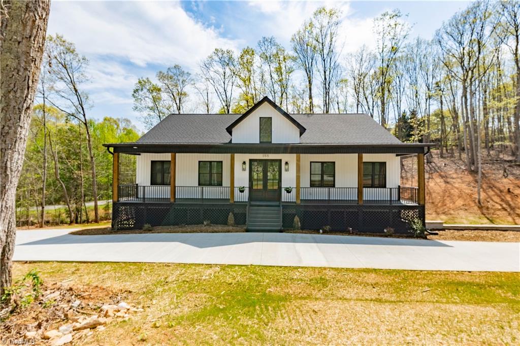 355 Knollcrest Drive, Pinnacle, North Carolina image 4