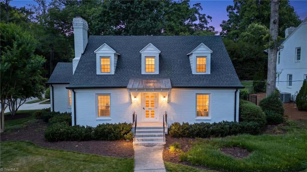Photo of 1401 Briarcliff Road, Greensboro, NC 27408 (MLS # 1225126)