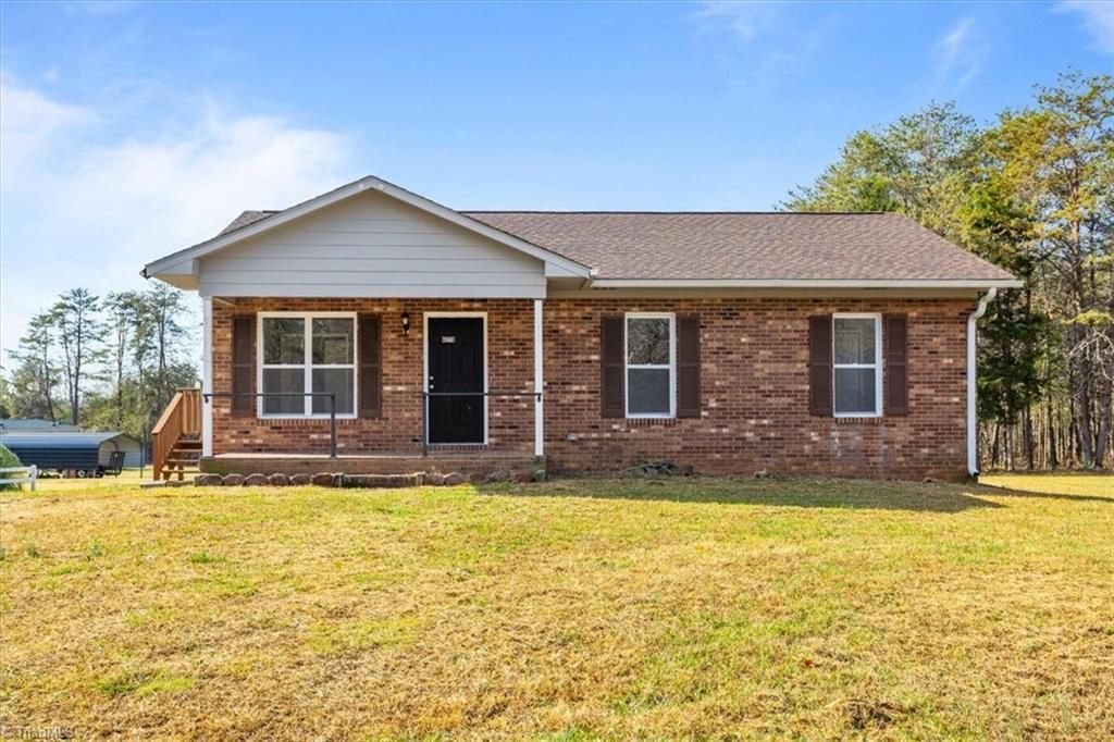 Photo of 4278 NC Highway 89 Hwy E, Walnut Cove, NC 27052 (MLS # 1203676)