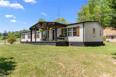 Mobile Home For Sale - 152 Pioneer Ridge Rdg<br/> Sparta, NC 28675