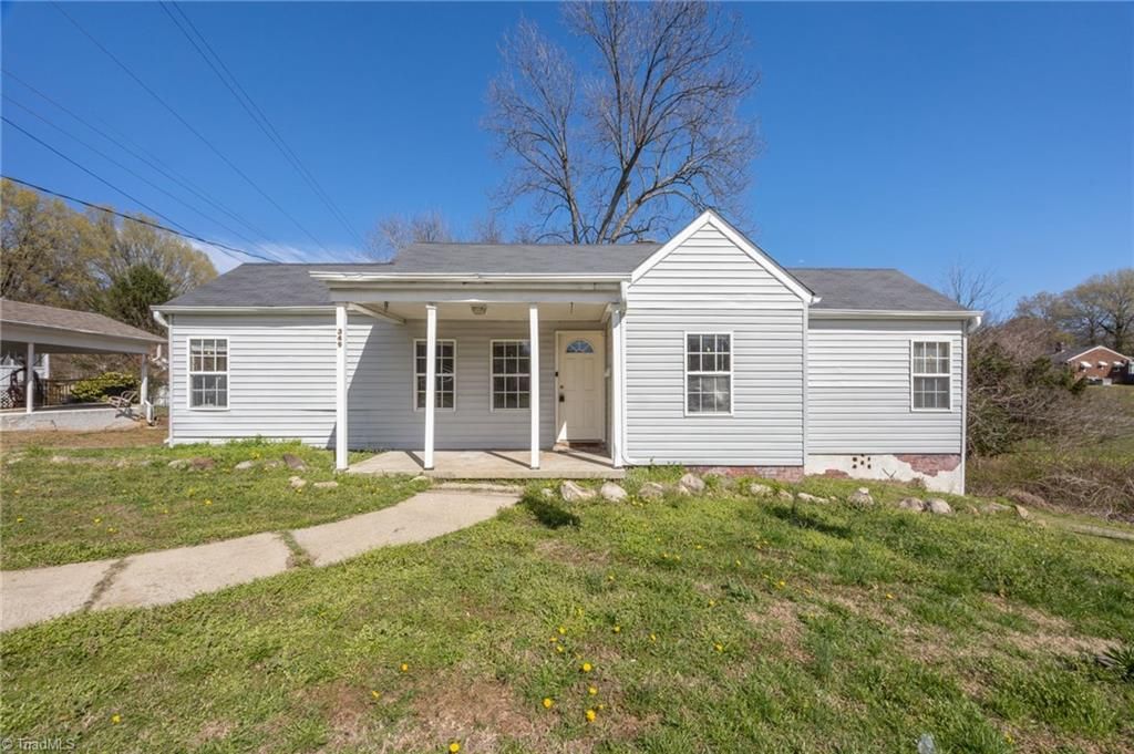 Photo of 349 W Harden Street, Burlington, NC 27215 (MLS # 1212714)