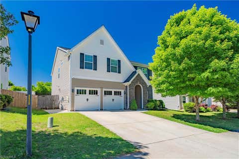 Homes For Sale - 4754 Abbey Park Road<br/> Kernersville, NC 27284