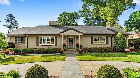 Homes For Sale - 1902 Pembroke Road<br/> Greensboro, NC 27408