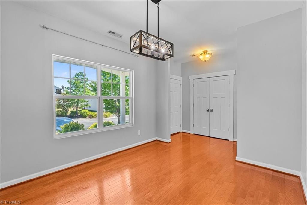 15 Arbor Hill Place