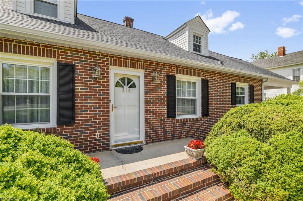 Photo of 318 S Fayetteville Street, Liberty, NC 27298 (MLS # 1236997)