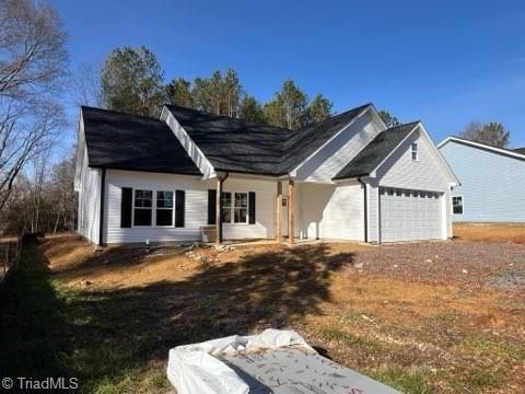 A home in Yadkinville