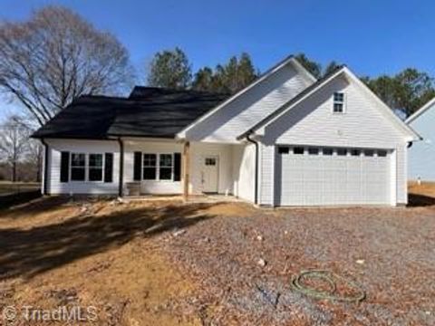 A home in Yadkinville