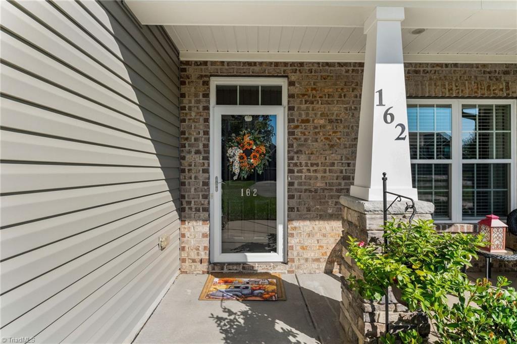 162 Gracie Lane