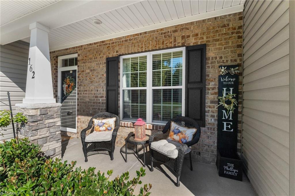 162 Gracie Lane