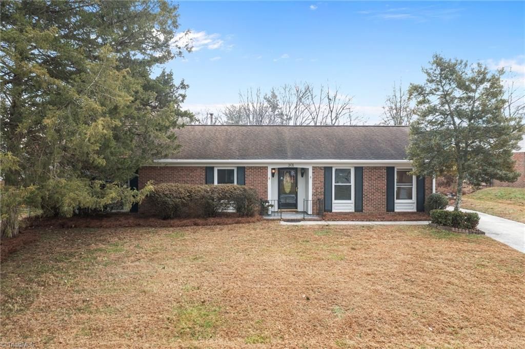 Photo of 301 Cornelia Drive, Graham, NC 27253 (MLS # 1203809)