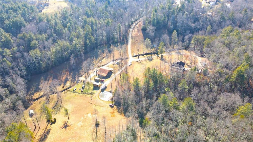 358 Tabernacle Road, North Wilkesboro, North Carolina image 6
