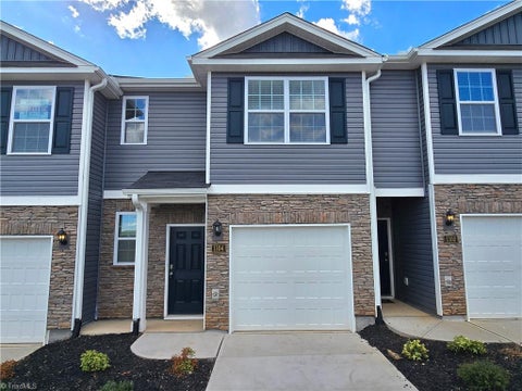 Homes For Rent - 1104 Broholmer Lane<br/> Greensboro, NC 27405