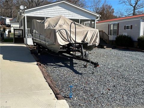 A home in New London