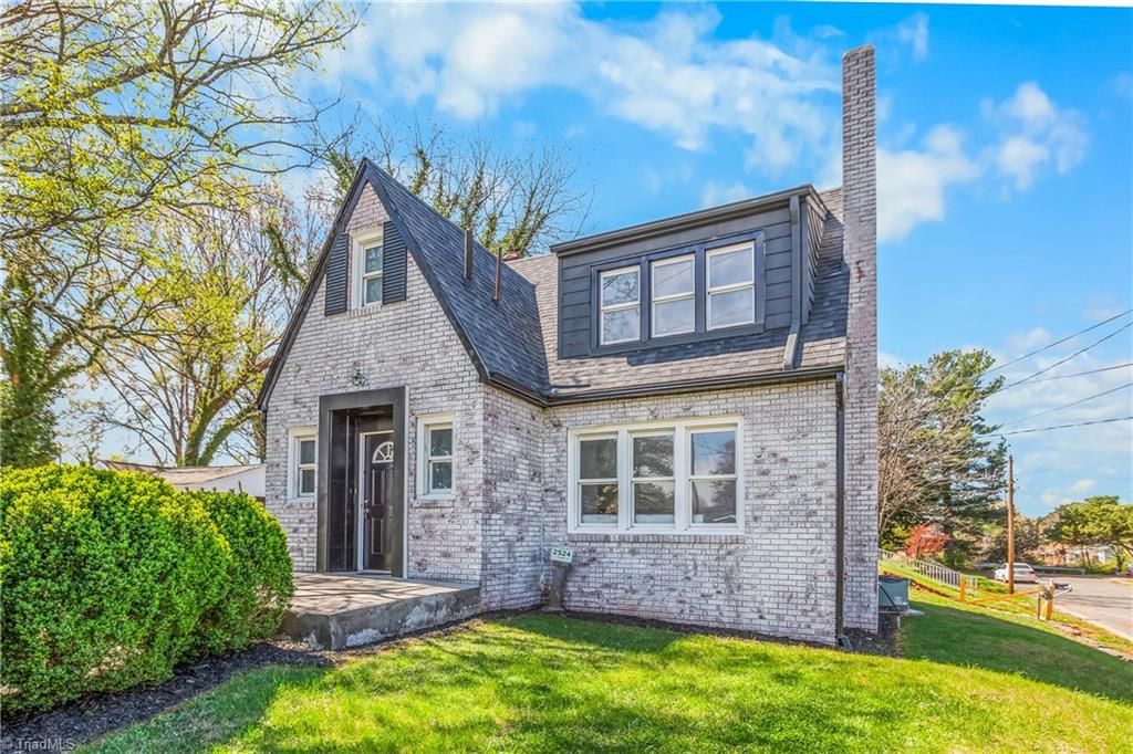 Photo of 2524 Cherry Street N, Winston-Salem, NC 27105 (MLS # 1213823)