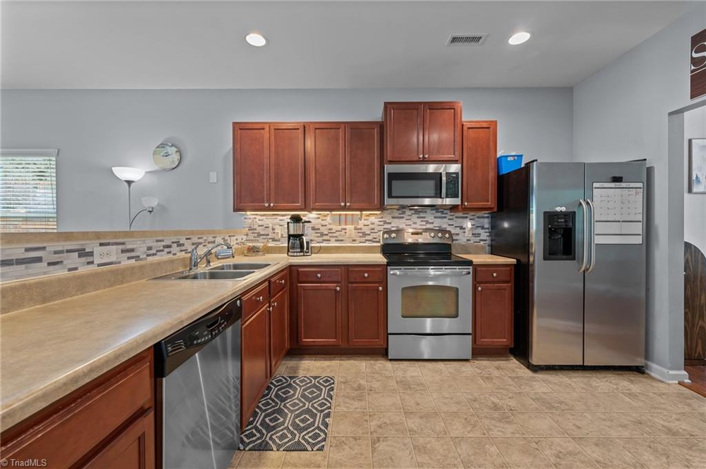 1301 Torrey Pines Court, Mebane, North Carolina image 7