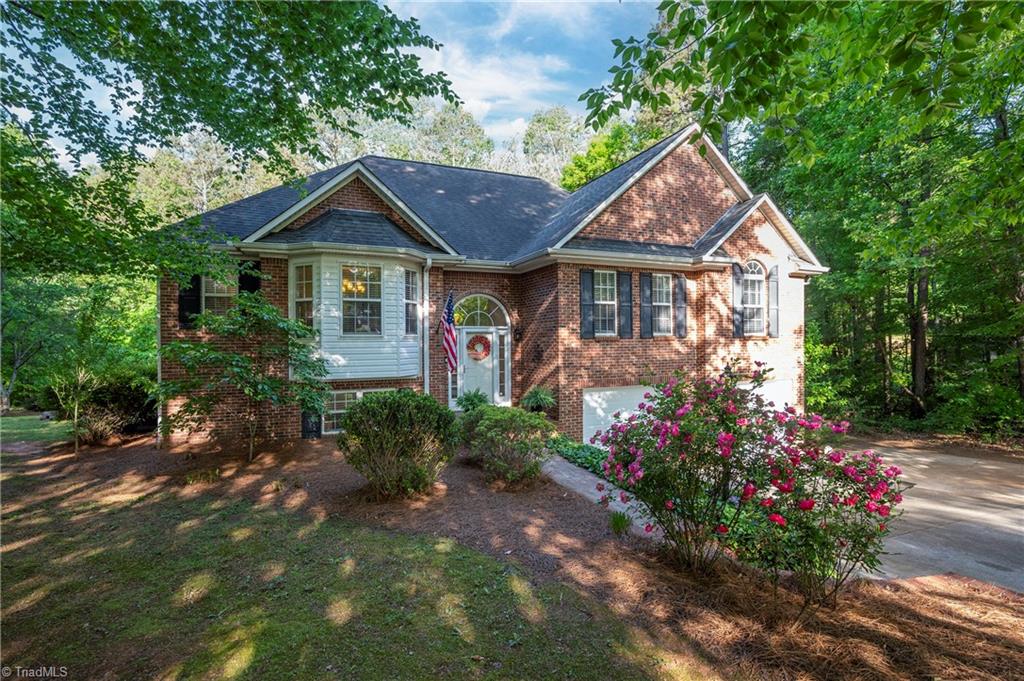 140 Savannah Court, Advance, North Carolina image 1