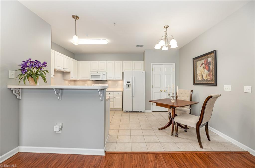 3710 Spanish Peak Drive #2D, High Point, North Carolina image 5