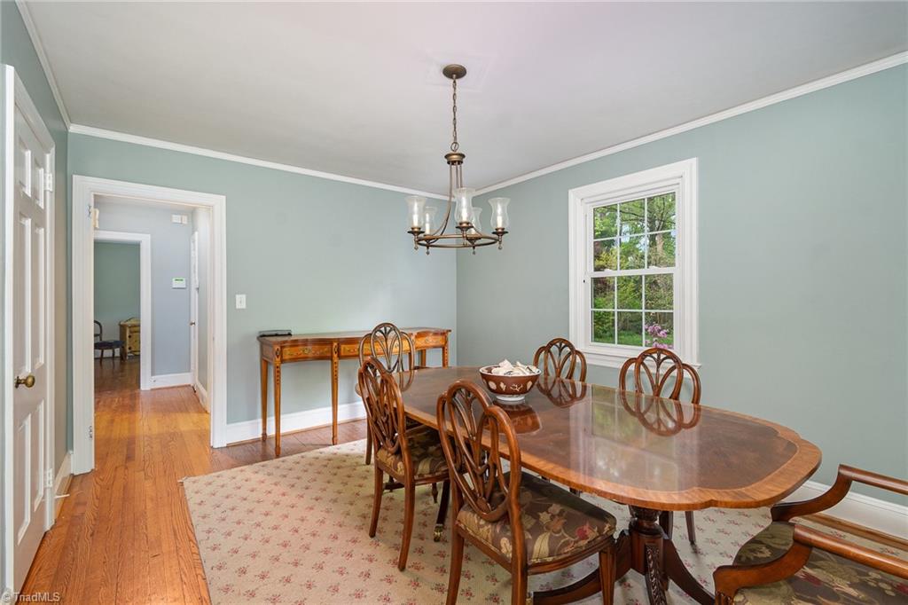 102 W Avondale Drive, Greensboro, North Carolina image 6