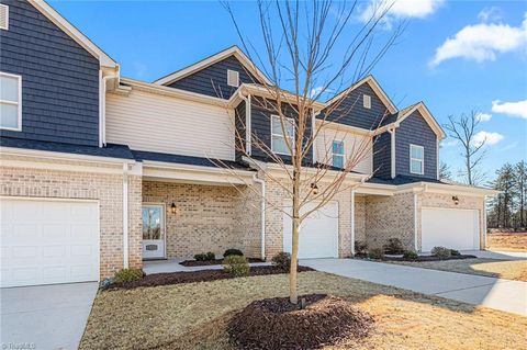 Townhouse For Sale - 2379 Tribek Court<br/> Burlington, NC 27215