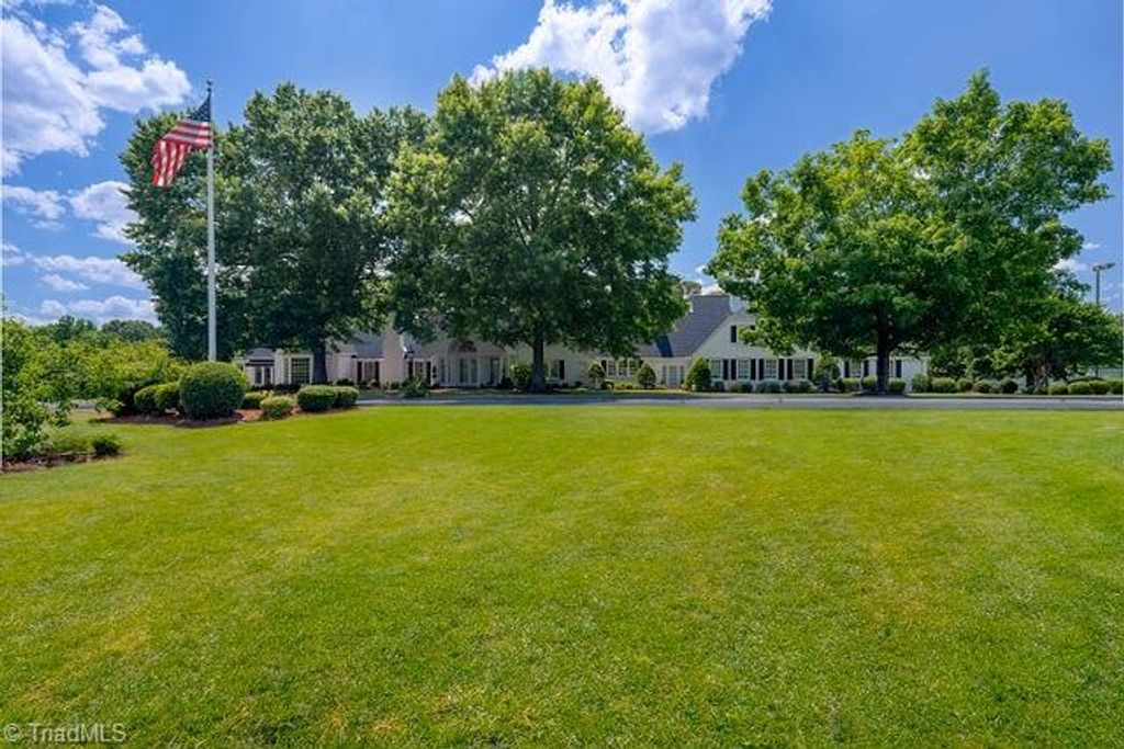 Photo of 6 Curtis Court, Thomasville, NC 27360 (MLS # 1184686)