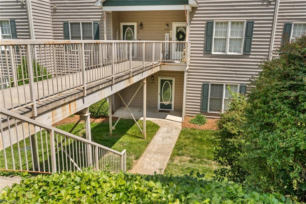 226 Lola Lane #102, Pilot Mountain, North Carolina image 2