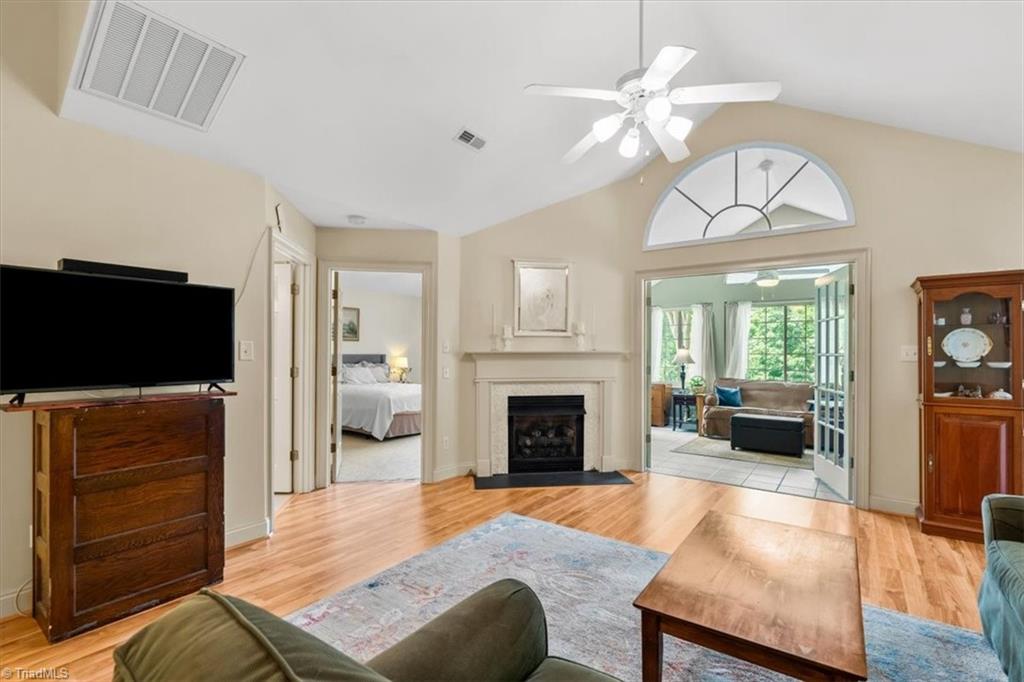 4322 Grassy Moss Drive, Greensboro, North Carolina image 9