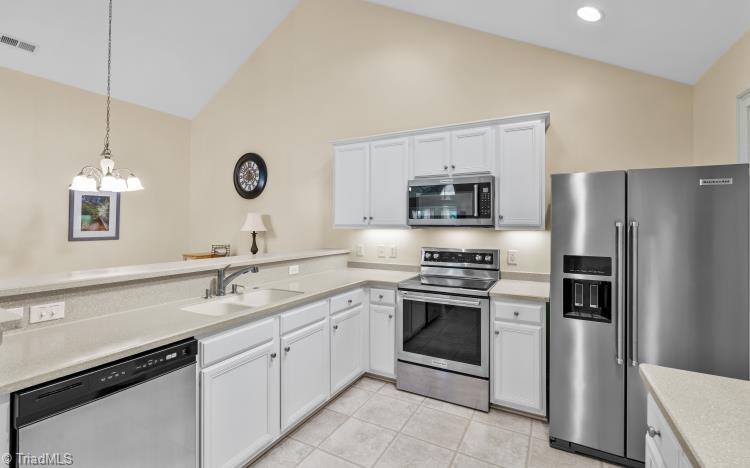 4322 Grassy Moss Drive, Greensboro, North Carolina image 15