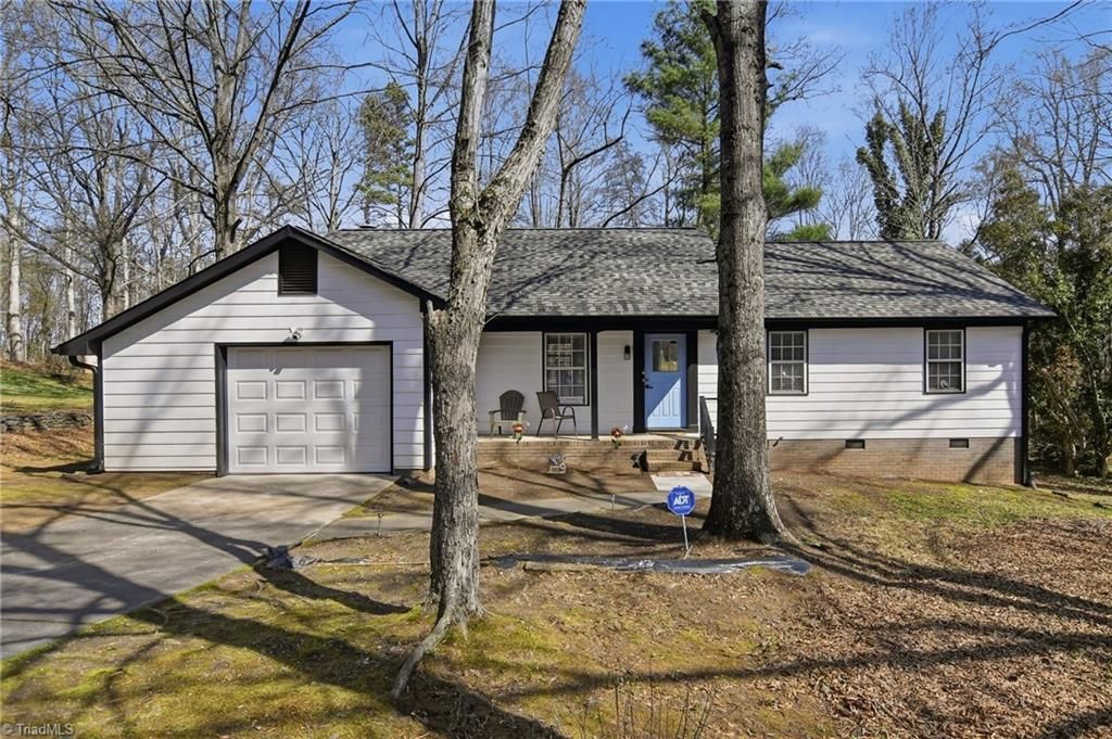 Photo of 6445 Armindale Avenue, Rural Hall, NC 27045 (MLS # 1213187)