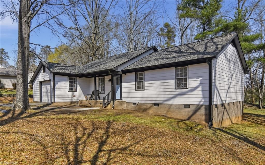 Photo of 6445 Armindale Avenue, Rural Hall, NC 27045 (MLS # 1213187)