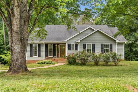 Homes For Sale - 1085 Woodbury Road<br/> King, NC 27021