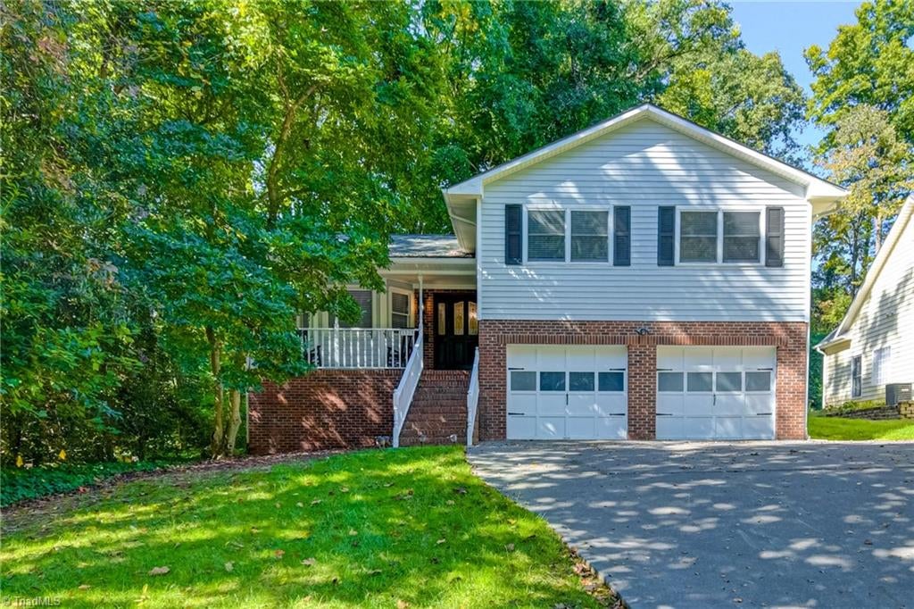 Photo of 1128 Fenimore Street, Winston-Salem, NC 27103 (MLS # 1239235)