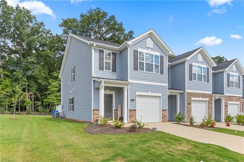 A home in Kernersville