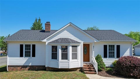 Photo for 500 Lemontree Court