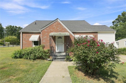 Homes For Sale - 812 Oak Street<br/> Reidsville, NC 27320