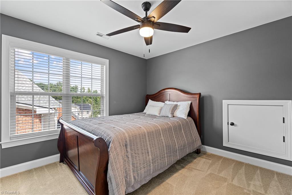 Winston-Salem, North Carolina 27127, United States, 3 Bedrooms Bedrooms, ,3 BathroomsBathrooms,Residential,Active,202876