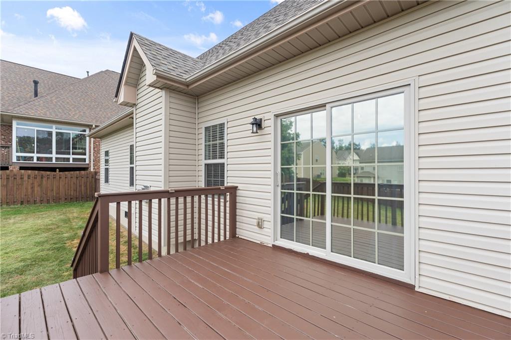 Winston-Salem, North Carolina 27127, United States, 3 Bedrooms Bedrooms, ,3 BathroomsBathrooms,Residential,Active,202876