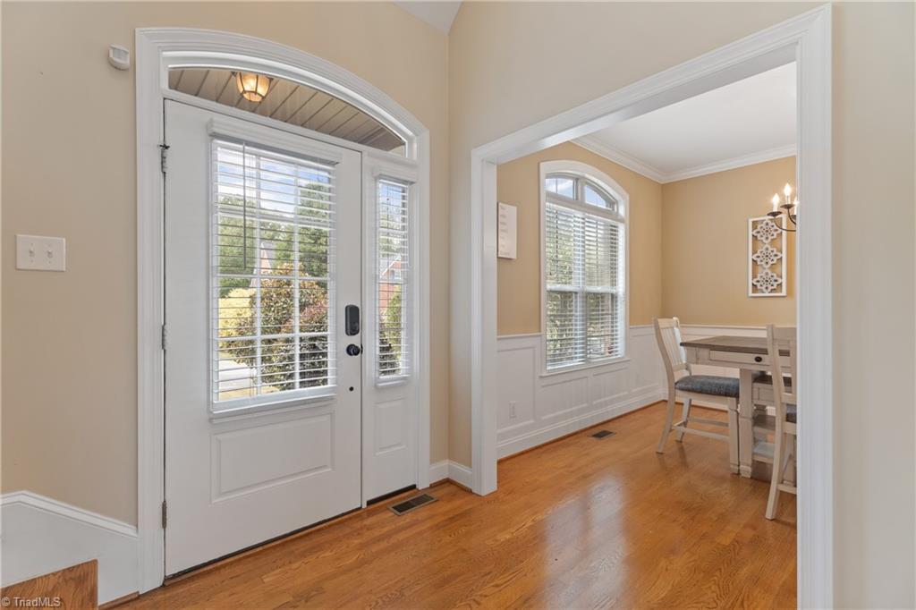 Winston-Salem, North Carolina 27127, United States, 3 Bedrooms Bedrooms, ,3 BathroomsBathrooms,Residential,Active,202876