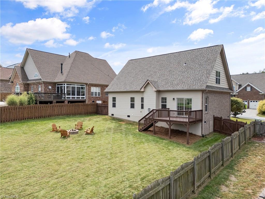 Winston-Salem, North Carolina 27127, United States, 3 Bedrooms Bedrooms, ,3 BathroomsBathrooms,Residential,Active,202876